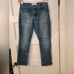 LEVI’S Signature Men's S67 Athletic Jeans, Size 34 by 30. Whiskering, Denim GUC